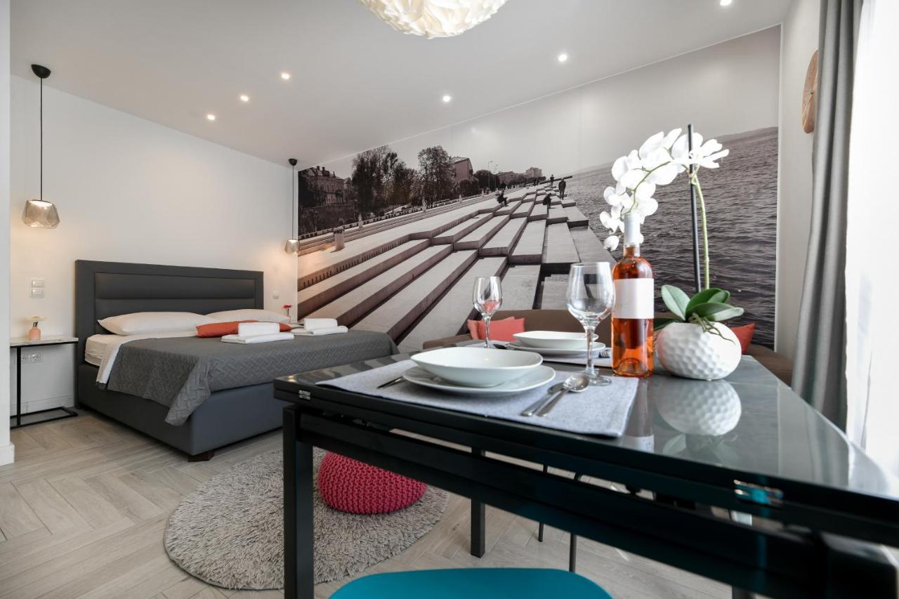 Unique Apartment Zara Esterno foto