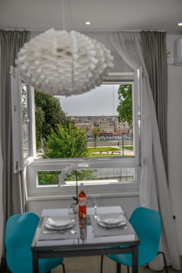 Unique Apartment Zara Esterno foto